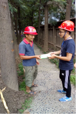 鏖戰(zhàn)酷暑 我們在行動