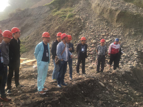 建恒公司：檢查重點(diǎn)項(xiàng)目工地 確保工程順利推進(jìn)