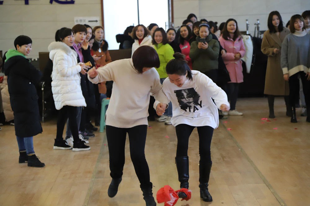 營銷部積極組織參加集團(tuán)公司慶“三八”趣味活動(dòng)